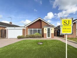 44, Highfield Rise, Chelmsford CM3 6DN