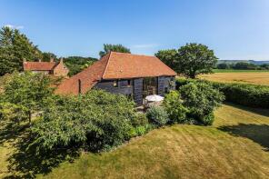 Dumpford Farm Barn, Dumpford Lane, Petersfield GU31 5JN