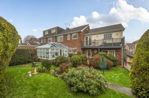 3, Aspin Park Avenue, Knaresborough HG5 8HE