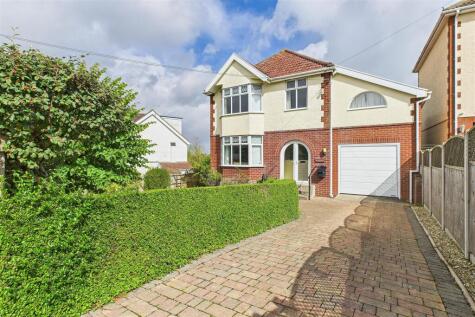 Detached 1930’s home in Upper Clevedon