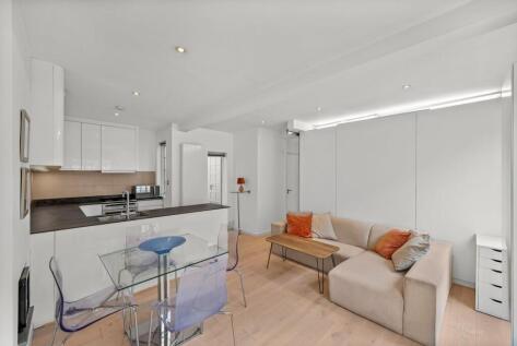Devonshire Close, Marylebone, London, W1G
