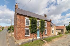 Dale House, Low Lane, Sawdon, Scarborough YO13 9DX