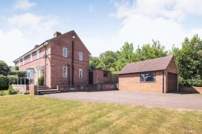 1, Russell Grove, Bedford MK45 2JE