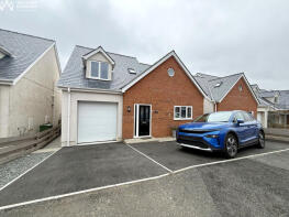 27, Parys Uchaf, Bull Bay, Amlwch LL68 9AJ