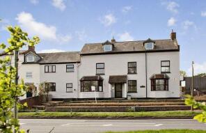 Old Queens Head, Weedon Road, Northampton NN7 4SR