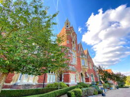 14, Albert Court, The Galleries, Brentwood CM14 5GL