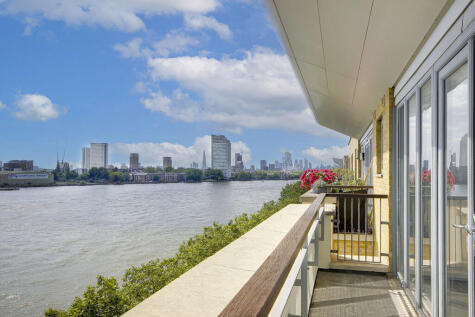 Perry Court, Isle of Dogs E14