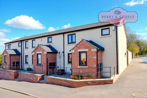 1 Crown Inn Cottages, Fingerpost Lane, Frodsham, Cheshire, WA6 8LA
