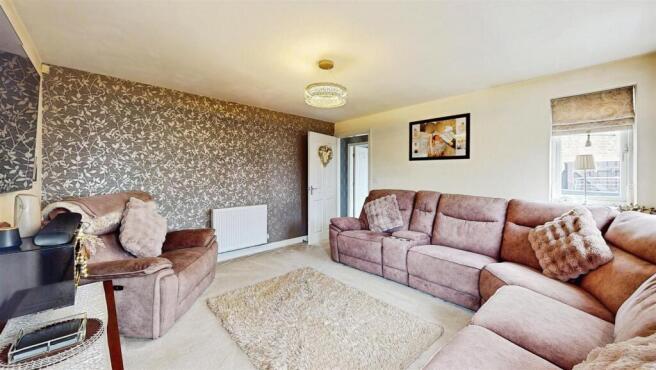 94a3ced1-9-West-Dean-Close-08182026_210512.jpg