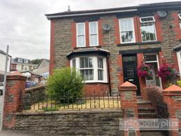 76, Conway Road, Cwm-parc, Treorchy CF42 6UW
