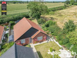 13, Pastures Loke, Dereham NR20 3FU