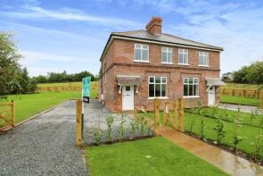 3, Raywell Cottages, Westfield Road, Raywell HU16 5ZA