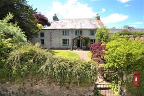 Gwarnick Manor, Road From Gwarnick Cottages To Higher Lamerton, Truro TR4 9QU