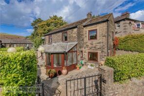 24, Ladhill Lane, Oldham OL3 7JW