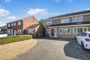 78, Greenfields, Huntingdon PE28 3QY
