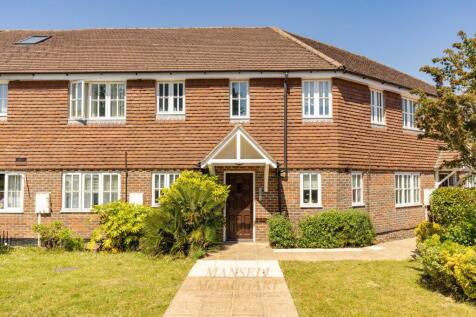 Hollands Court, East Grinstead, RH19