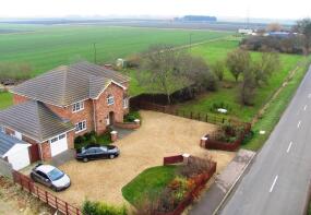 Beehive Lodge, Counter Drain Drove, Tongue End, Spalding PE11 3JJ