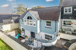 10, St Nazaire Close, Falmouth TR11 5FP