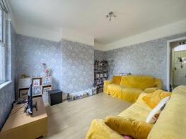 28, Heckmondwike Road, Dewsbury Moor, Dewsbury WF13 3PH