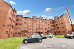 32, Kelso Heights, Belle Vue Road, Woodhouse, Leeds LS3 1HN