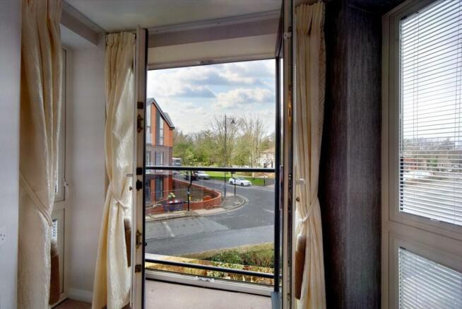 8541170-interior09 (Medium).JPG