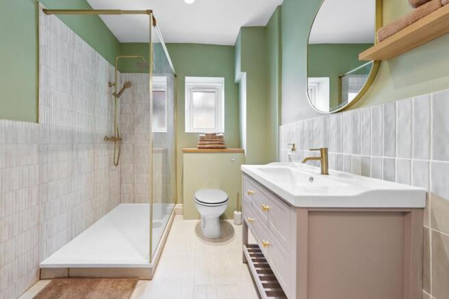 Bathroom, Angle 1