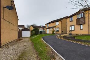 19, Weare Grove, Stockton-on-tees TS21 1NX