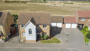 77, Stangate Drive, Sittingbourne ME9 8TQ