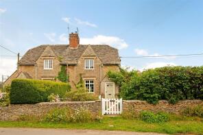 1, The Green, Wadham Close, Lechlade GL7 3PD