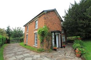 Bank Cottage, Wrexham Road, Malpas SY14 8AX