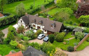 Maytree Cottage, Wards Lane, Uphampton, Droitwich WR9 0JS