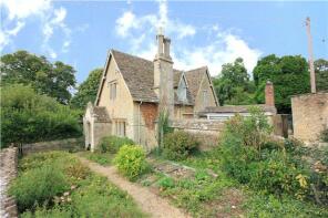 2, Woodlands Cottages, Easton Grey Road, Westonbirt, Tetbury GL8 8QE