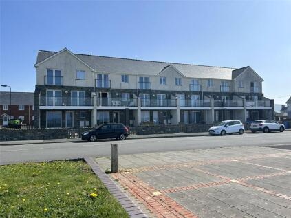 Marine Parade, Tywyn, Gwynedd, LL36