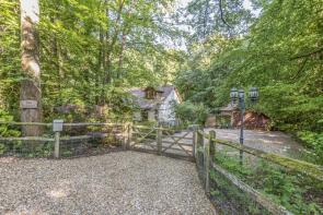 The Bounty, Fern Lane, Dorking RH5 5RE