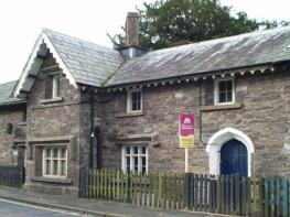 6, Church Row, Defynnog, Brecon LD3 8SD