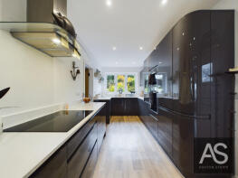 Bonnie Place, Whatlington Road, Battle TN33 0NA