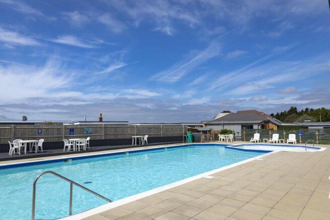 Outdoor swimming pool at Solent Breezes Holiday Pa