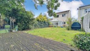 40, St Leonards Avenue, Crundale, Haverfordwest SA62 4DW