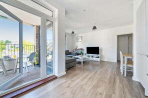 Flat 4, Delphi House, Hera Avenue, Underhill, Barnet EN5 2FQ