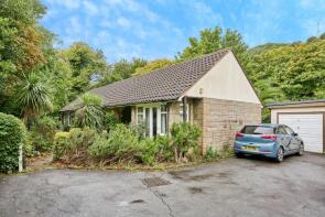 69, Madeira Road, Ventnor PO38 1QZ