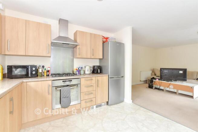 Lounge/Kitchen