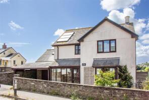 Pool Meadow, Orchard Close To Long Cross, Kingsbridge TQ7 2NU