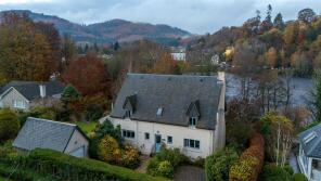 Merle House, School Lane, Little Dunkeld PH8 0RQ