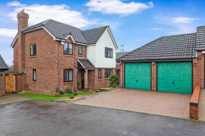 8, Bramble Gardens, Worcester WR5 1SQ