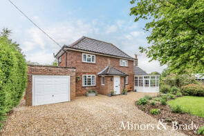 Kenwood, Swaffham Road, Dereham NR19 2LY