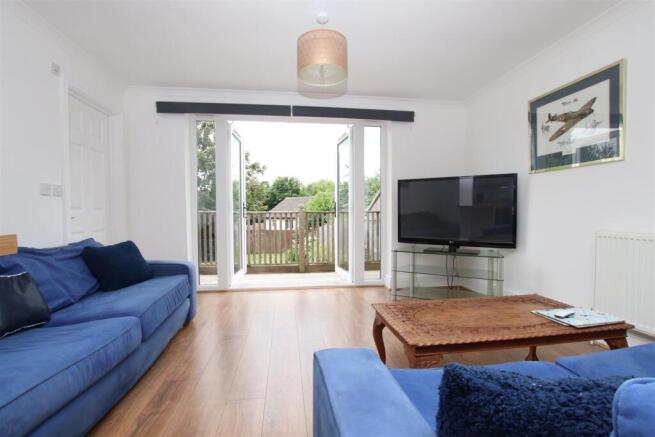 Living Room.JPG