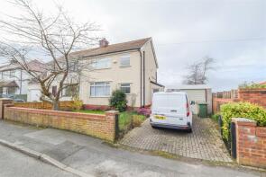 11, Thorncroft Drive, Wirral CH61 1AG