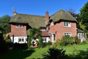 22 Bridge House, Mill Lane, Christchurch BH23 7AU