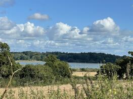Glebelands, Cliff Road, Waldringfield IP12 4QL