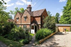 Heath Hall Lodge, French Hill, French Lane, Thursley, Godalming GU8 6NQ
